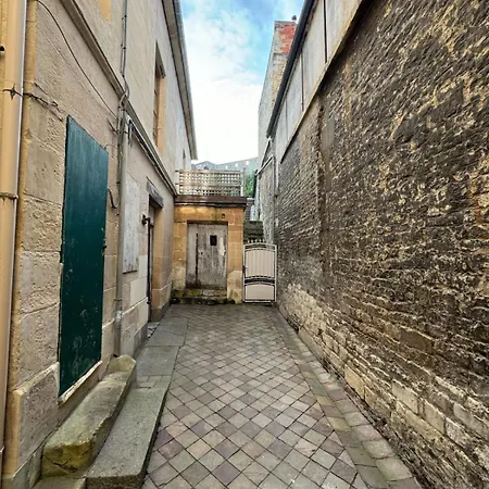Apartment Charming Close To The Chateau De