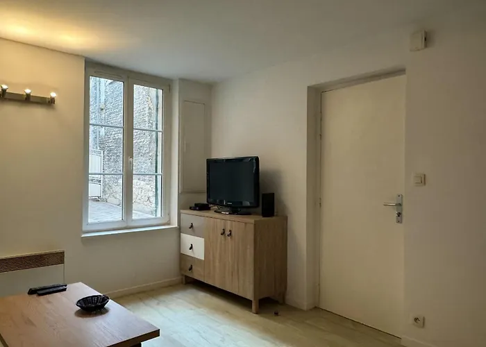 Charming Close To The Chateau De Lejlighed