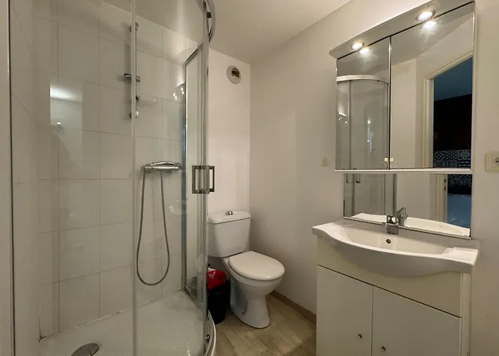 Charming Close To The Chateau De *