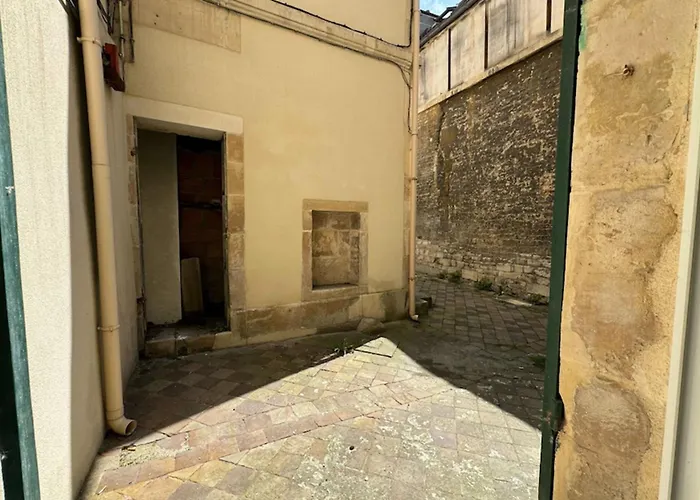 Lejlighed Charming Close To The Chateau De *